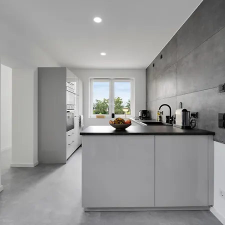 Апартаменты Luxus 150qm 3 Sz Bis 8 Pers Terrasse Messe Duesseldorf 15 Min