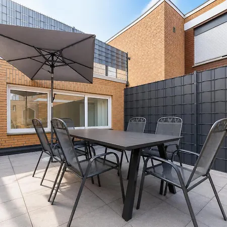 Luxus 150qm 3 Sz Bis 8 Pers Terrasse Messe Duesseldorf 15 Min Апартаменты